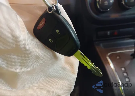 2013 Jeep Compass Sport from USA, damaged, VIN 1C4NJDBB5DD231905